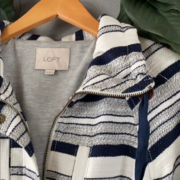 LOFT jacket - Picture 2 of 6